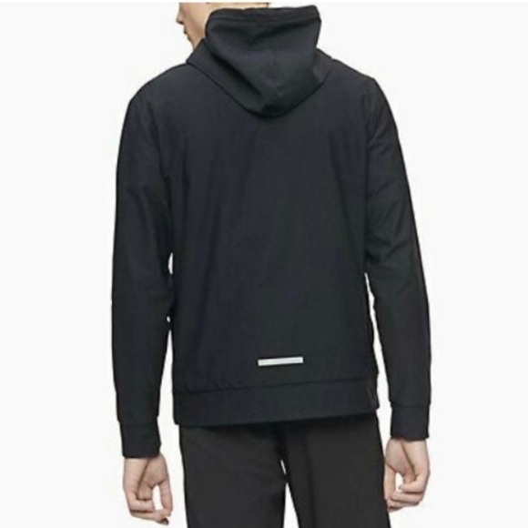 NWT Men’s Size X-Small Calvin Klein Linear Logo Print Drawstring Hoodie In Black - Picture 4 of 12